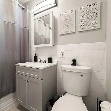Cozy 1br Near Dining & Shops - Kimball C2 *