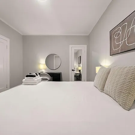 Spacious 4br Retreat - Chase E1 * Chicago