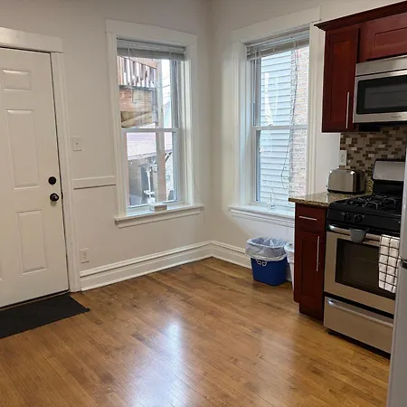 Logan Square Modern Apartment