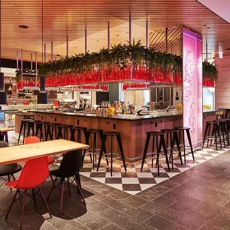 Citizenm Downtown Hotel 4*