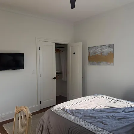 The Lyons' Den Homestay