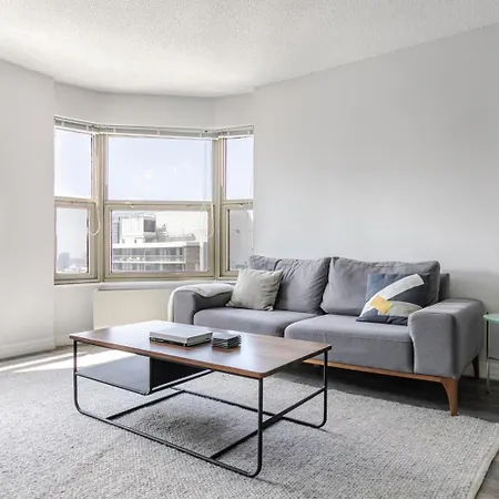 Blueground Gold Coast Ac Nr Hancock Center Chi-1231 Apartment