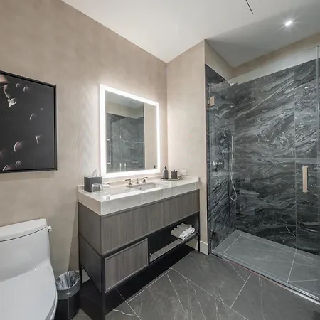 Hotel One 4*