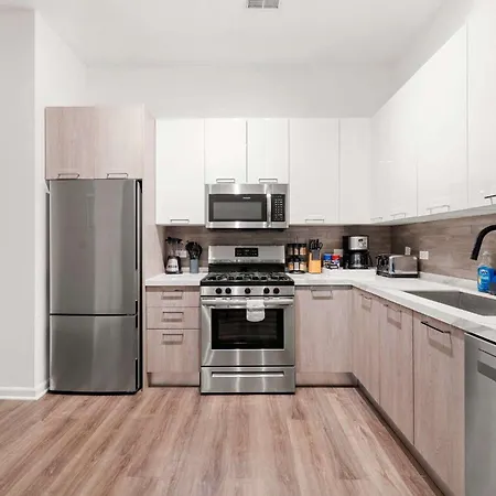 Spacious 3br Urban Getaway W Gym Holiday home *