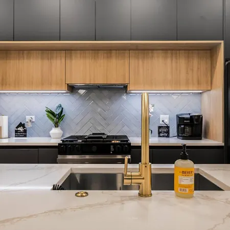 Ultra Modern Luxury - New Construction 4 Bedrooms