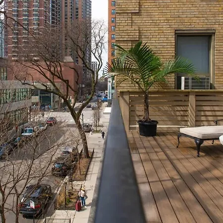 Holiday home Luxury Gold Coast Penthouse With Deck & Views *