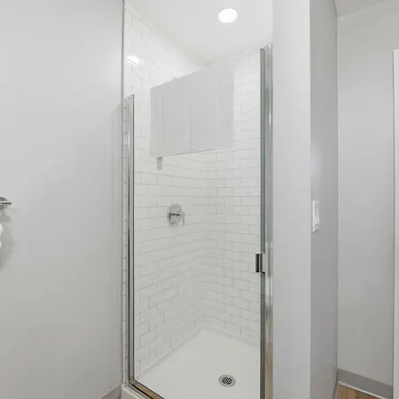 Envitae 4br Modern Sleek *