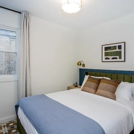 Holiday home The Retreat - Hot Tub, Theater, Game Room, Fire Pit, Bar, Sleeps 14 *