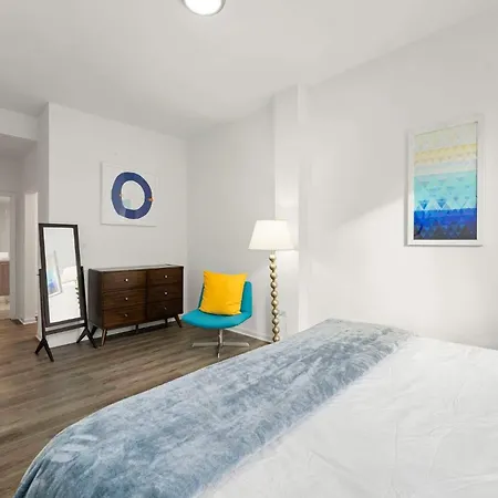 Modern 3br Near Mccormick & South Loop * Chicago