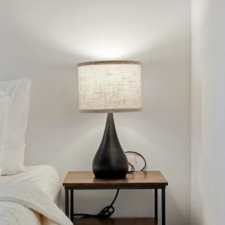 Envitae 4br Modern Sleek Holiday home