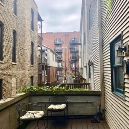 2 Rooftops 2 Car Garage 4 Stories *