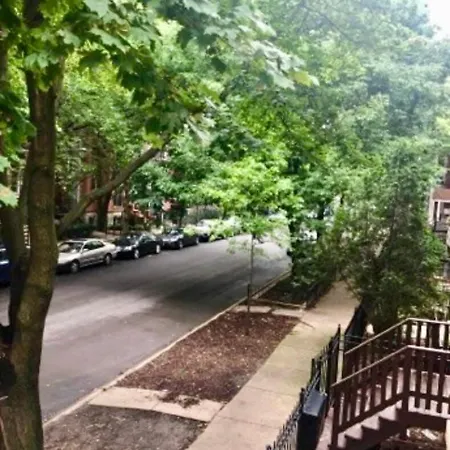2 Rooftops 2 Car Garage 4 Stories Holiday home Chicago