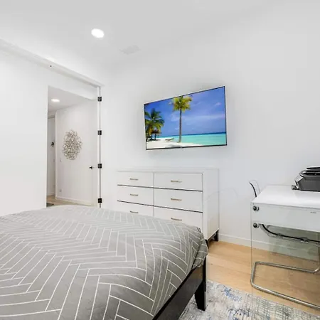 Holiday home Ultra Modern Luxury - New Construction 4 Bedrooms Chicago