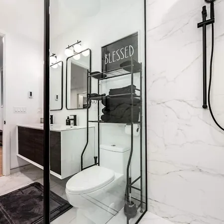Ultra Modern Luxury - New Construction 4 Bedrooms Chicago