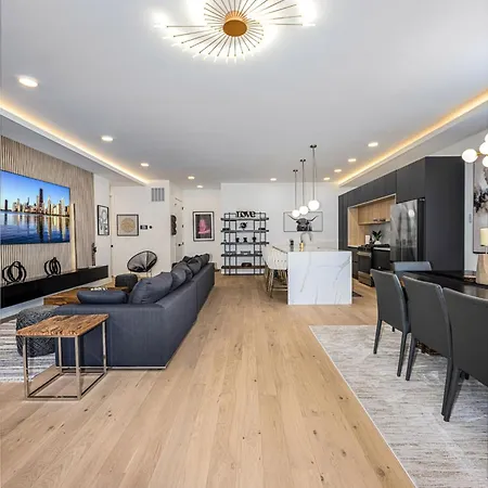 Ultra Modern Luxury - New Construction 4 Bedrooms *