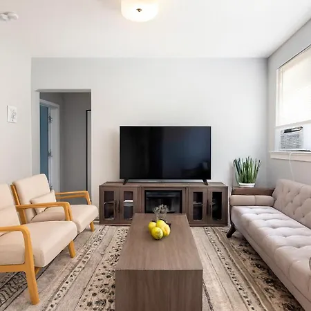 Apartment Charming 2br Near Cafes, Park & Cta