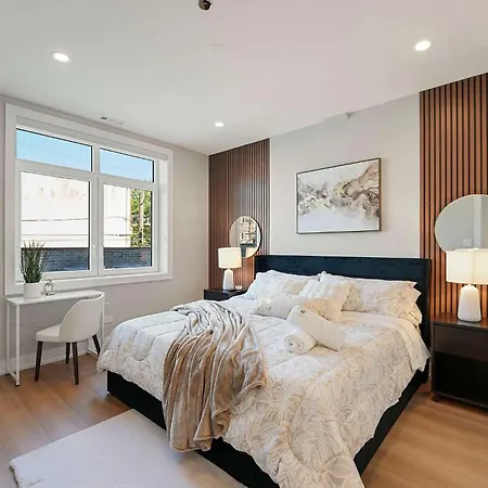 Modern By Med District With Parking & Laundry *
