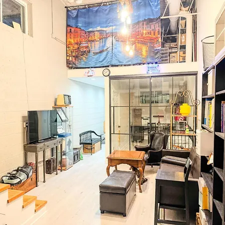 Apartment Comfort West Urban Loft House *