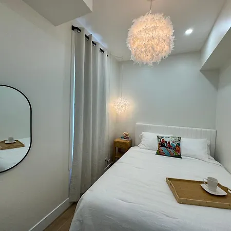 Apartment Sleek Avondale Bath 2 Bed King And Queen And Garage *