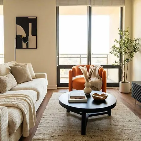 Boulevard Just 5 Minutes From Magnificent Mile And River North 06 *