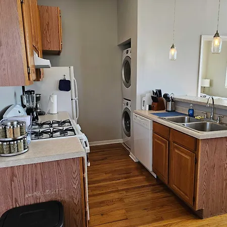 Two Bedroom West Loop Apartment