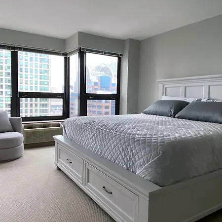 River North Magnificent Mile Condo, And Views, 43rd Floor Corner, Parking Included! Chicago
