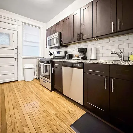 3br Spacious In - Newgard Rep * Chicago