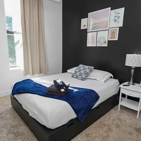 Apartment Spacious 3br Retreat Near Mccormick Place *
