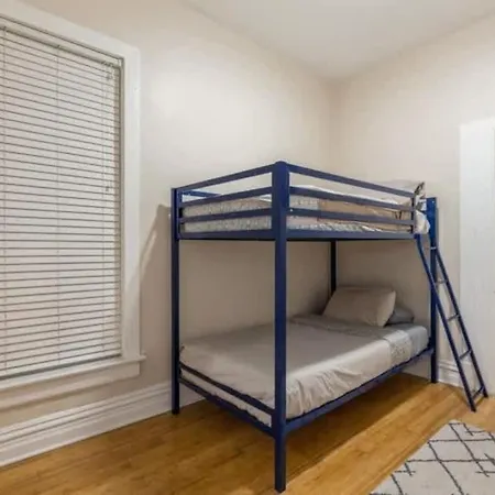 Apartment Wrigleyville Getaway Chicago