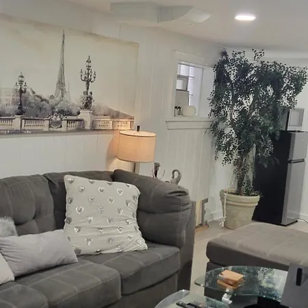 Apartment Beautiful Basement
