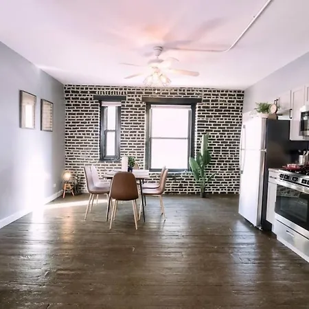 Spacious 4br Near Mccormick & Soldier Field * Chicago