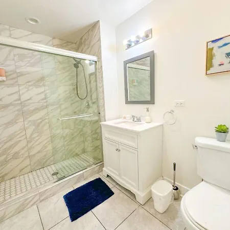 Apartment Friendly 3br Getaway Near Mccormick *