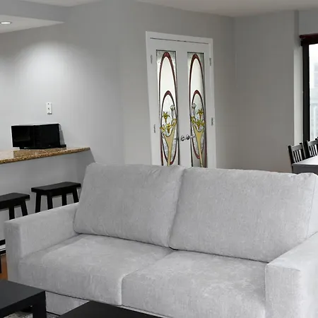 River North Magnificent Mile Condo, And Views, 43rd Floor Corner, Parking Included! *