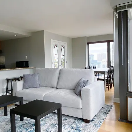 River North Magnificent Mile Condo, And Views, 43rd Floor Corner, Parking Included! * Chicago