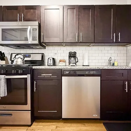 3br Spacious In - Newgard Rep Apartment *