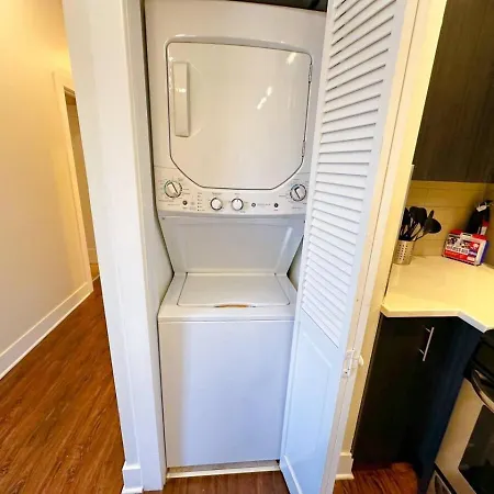 Apartment Smoke Ok 3br Oasis Near Uic, Mccormick Place Chicago