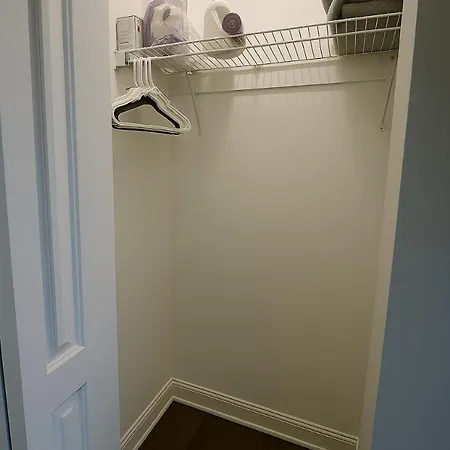 Spacious 1br With Washer Dryer Near Cta Apartment *