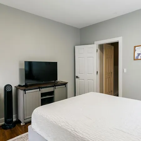 Apartment Charming 2br Near Cafes, Park & Cta *