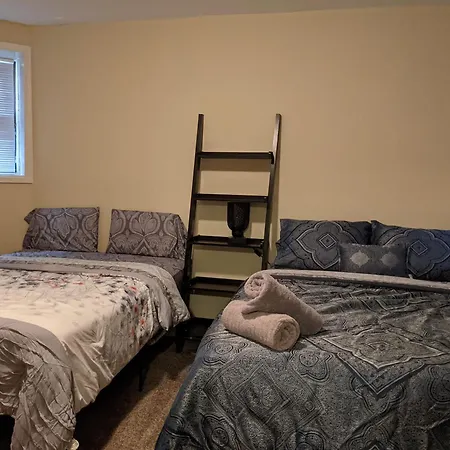 Downtown Vintage Apartment Chicago