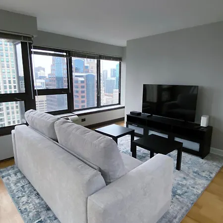River North Magnificent Mile Condo, And Views, 43rd Floor Corner, Parking Included!