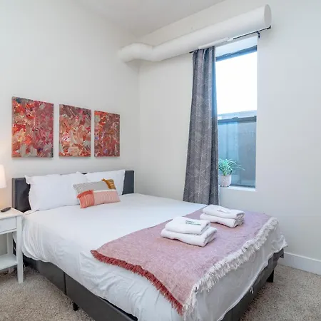 Modern 3br Smoke Ok Near Mccormick & Soldier Field Apartment