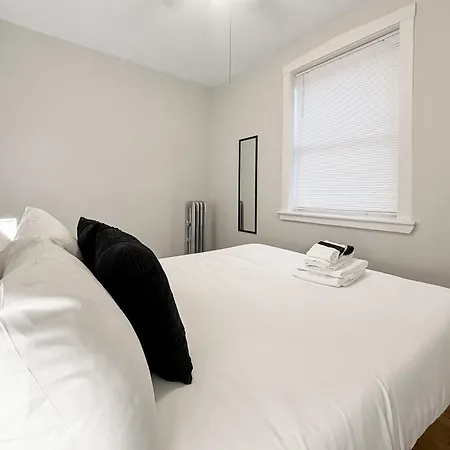 3br Spacious In - Newgard Rep Chicago