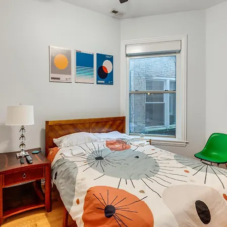 6 Mi To Dtwn: Dog-friendly W/ Hot Tub! * Chicago