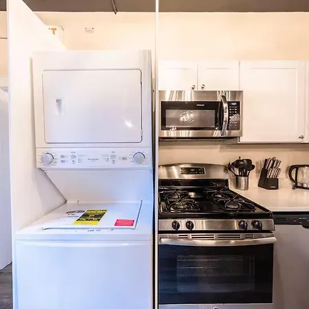 4br Hideaway Close To Downtown & Museums Apartment *