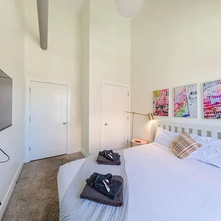 Smoke Ok 3br Oasis Near Uic, Mccormick Place *