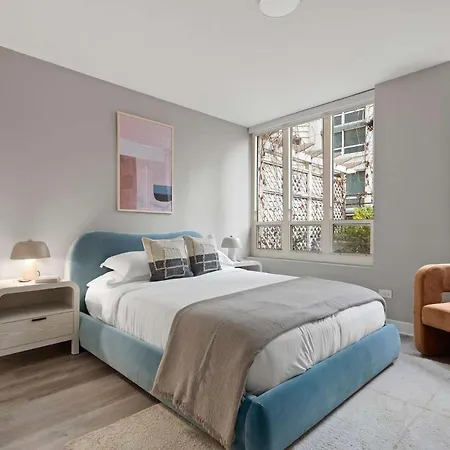 The Bernadin- Designer 3br Center With Balcony Apartment *