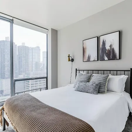 Blueground River North Gym Pool Doorman Wd Chi-1093 Apartment *