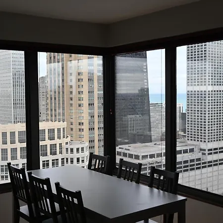 Apartment River North Magnificent Mile Condo, And Views, 43rd Floor Corner, Parking Included! *