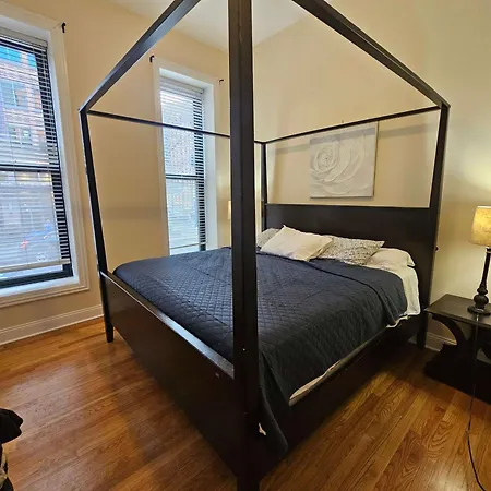 Apartment Gold Coast Downtown Sleeps 20