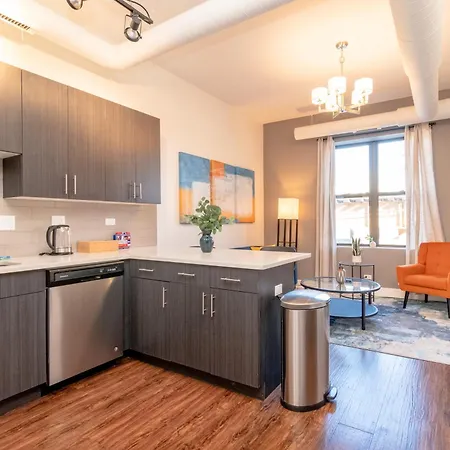 Apartment Modern 3br Smoke Ok Near Mccormick & Soldier Field Chicago